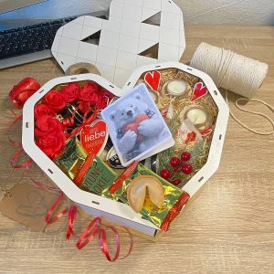 Geschenke für geliebte Frauen in einer Herzbox in Leipzig kaufen