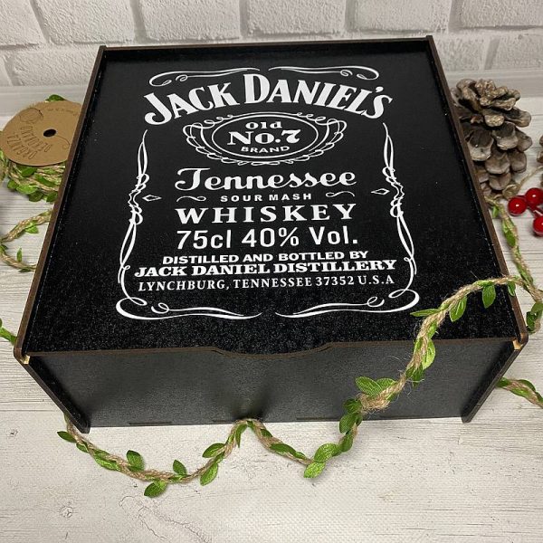 Geschenkbox im Jack-Design