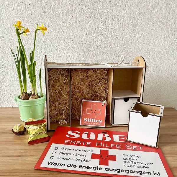 Box für Geschenke „Süße Erste Hilfe“ 33х21х10 см