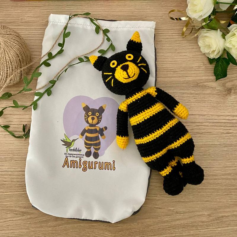 Geschenke, Spielzeug, handgemachte Katzen