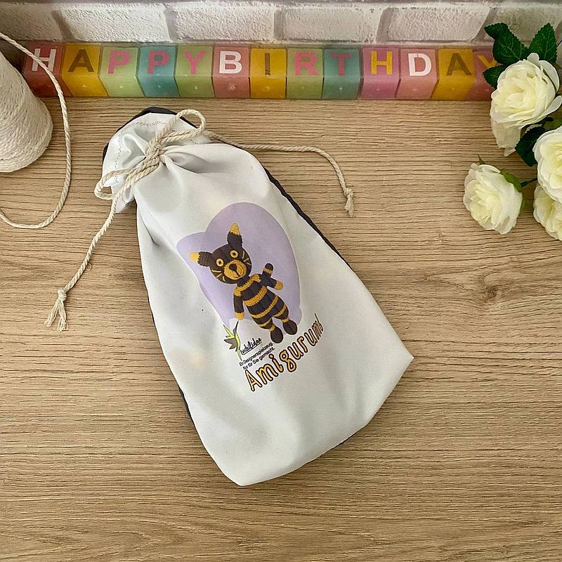 Geschenke, Spielzeug, handgemachte Katzen