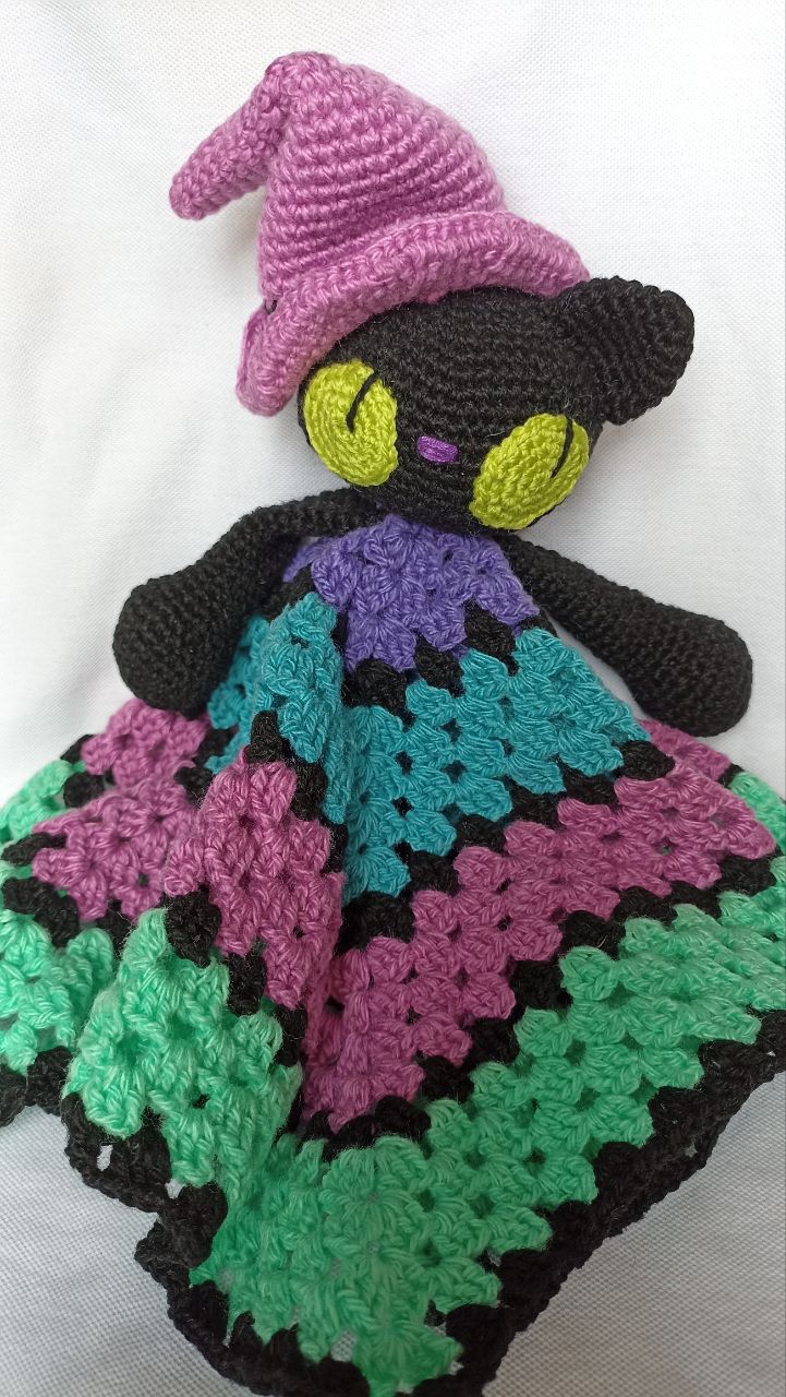 Kuschel schwarze Katze – Mama-Dufttier für Babys