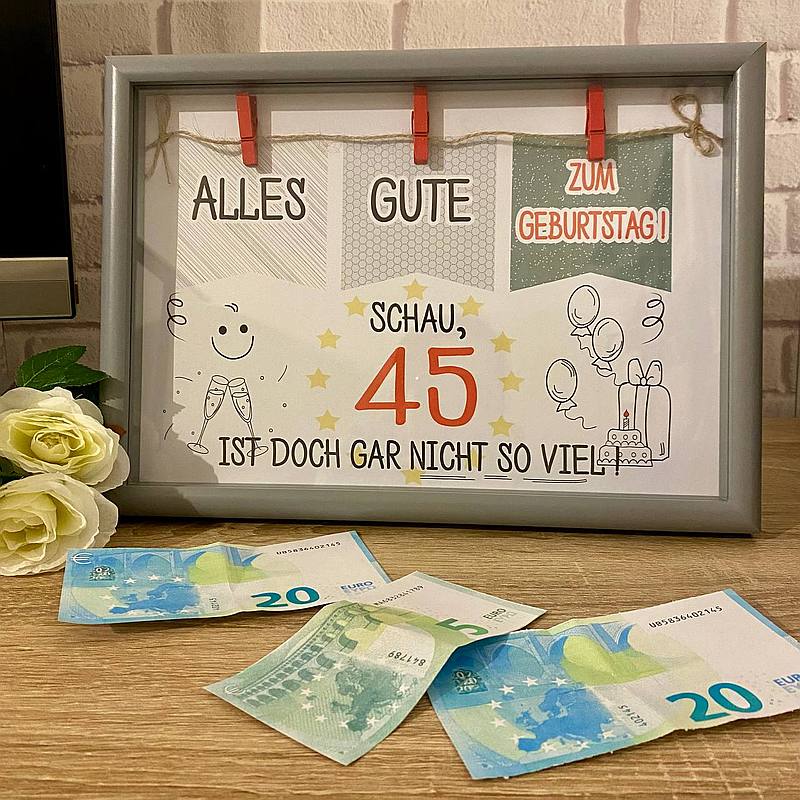 Poster zum 45. Jubiläum im Rahmen