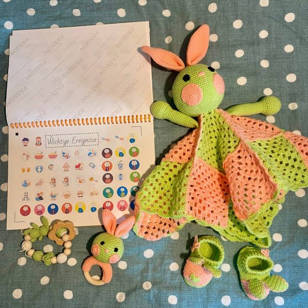 Babyset №2 mit Kalender für das erste Jahr – Bild 2