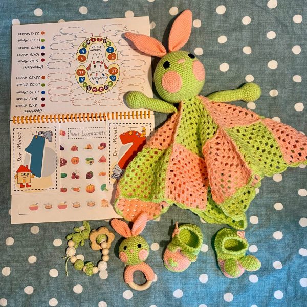 Babyset №2 mit Kalender für das erste Jahr – Bild 3