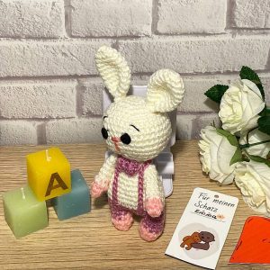 Amigurumi Häschen in Hosen
