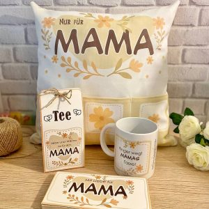 Kissen und Dekoverpackung zum Gestalten eines Geschenks fĂŒr Mama