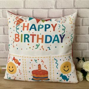 Kissen Happy Birthday mit Taschen