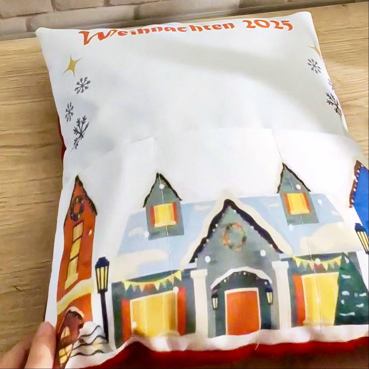 Подушка "Рождество" с карманами и местом для фото — изображение 2