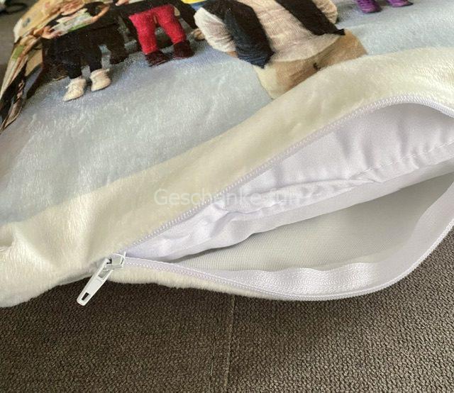 Друк на подушках. Доставка по Німеччині. Українці в Німеччині. Замовити подушку із фото. Подарунки в садочку на випускний