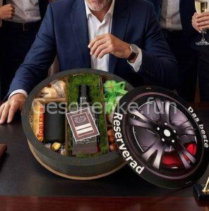 Exklusives Präsent für Autoliebhaber zum Geburtstag