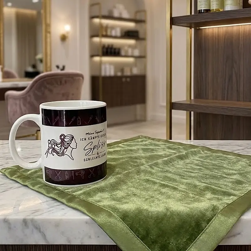 Eine Tasse als Geschenk für eine Friseurin