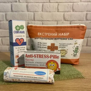 Косметичка ручної роботи. Подарунок працівникам в медицині