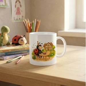 Чашка із божою корівкою