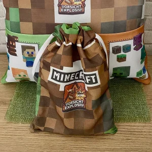 Ein Weihnachtsgeschenk für Kinder. Ein Geburtstagsgeschenk für ein Kind.