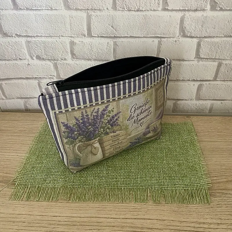Ein einzigartiges Geschenk | Kosmetiktasche mit einzigartigem Aufdruck „Genieße einen schönen Moment“